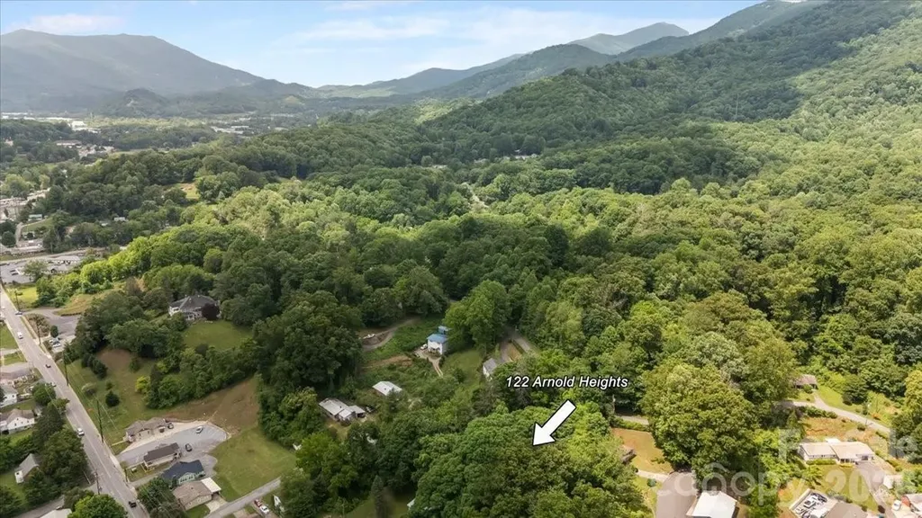 122 Arnold Heights Waynesville NC 28786