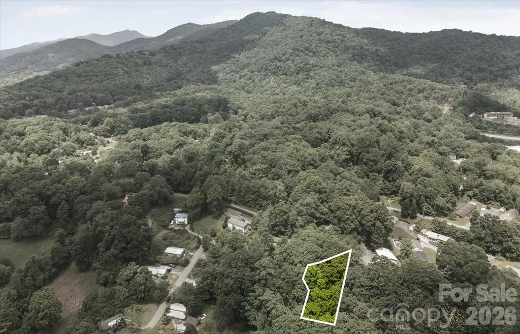 122 Arnold Heights Waynesville NC 28786