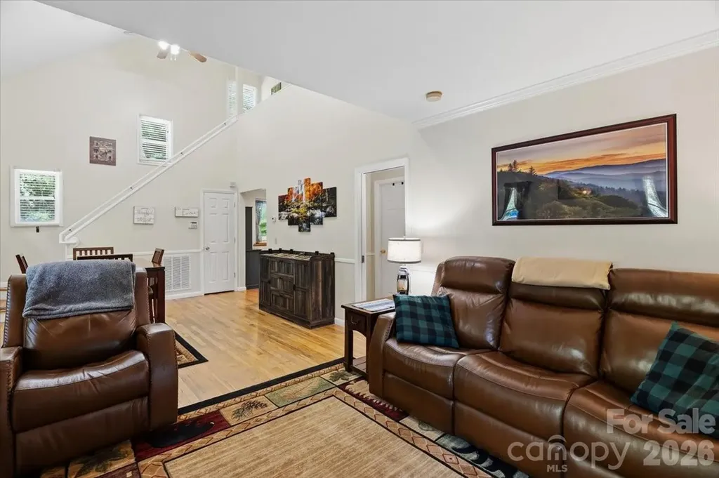 122 Arnold Heights Waynesville NC 28786