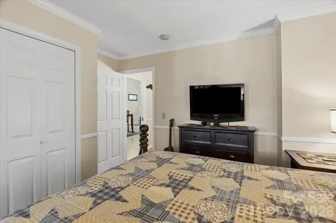 122 Arnold Heights Waynesville NC 28786