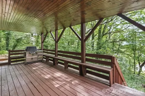 122 Arnold Heights Waynesville NC 28786