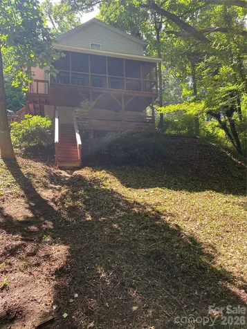 122 Arnold Heights Waynesville NC 28786
