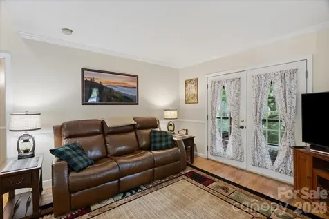 122 Arnold Heights Waynesville NC 28786
