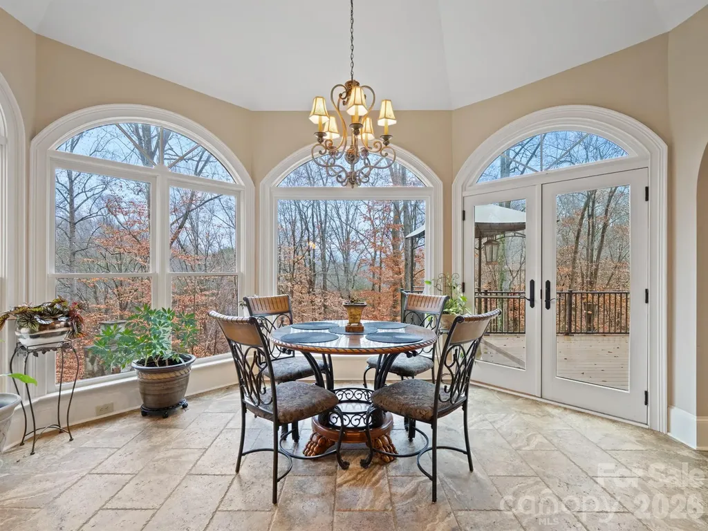 1090 N Saunders Drive Catawba NC 28609