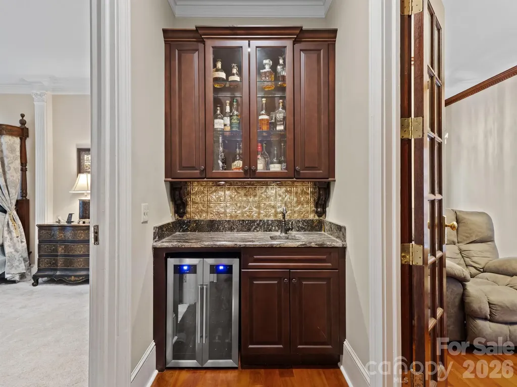 1090 N Saunders Drive Catawba NC 28609