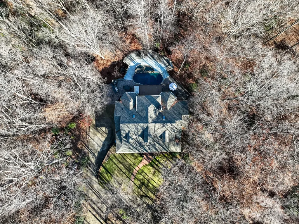 1090 N Saunders Drive Catawba NC 28609