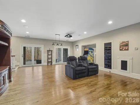 1090 N Saunders Drive Catawba NC 28609