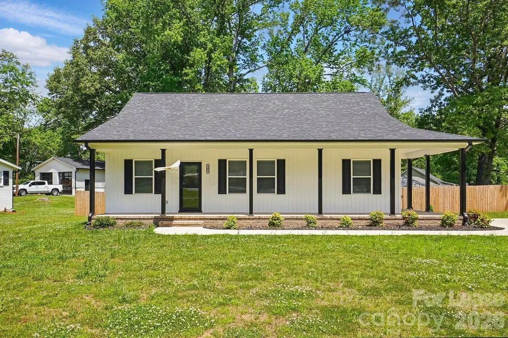 301 Tomberlin Road Mount Holly NC 28120