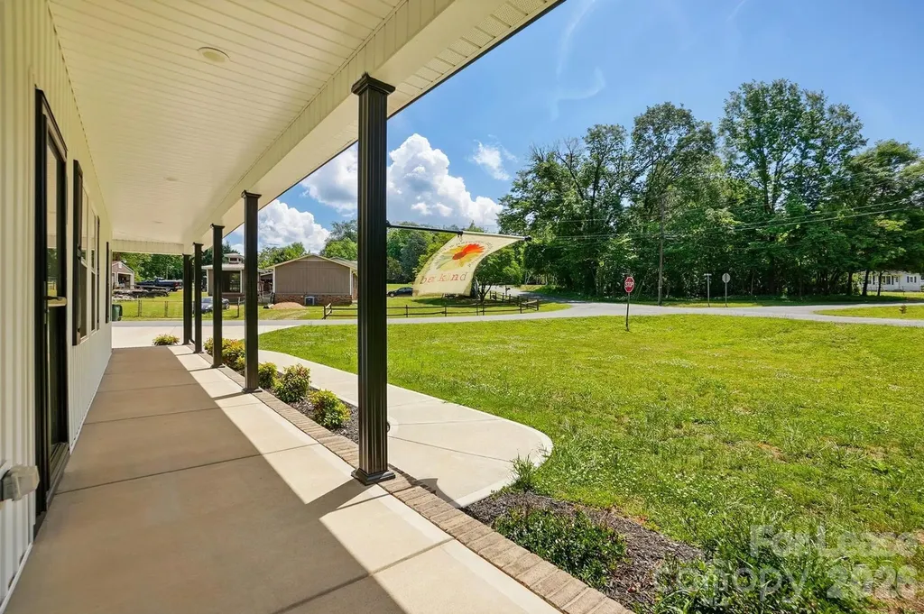 301 Tomberlin Road Mount Holly NC 28120