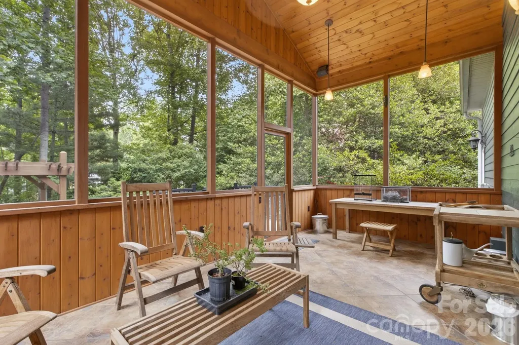 42 Corbran Drive Fairview NC 28730