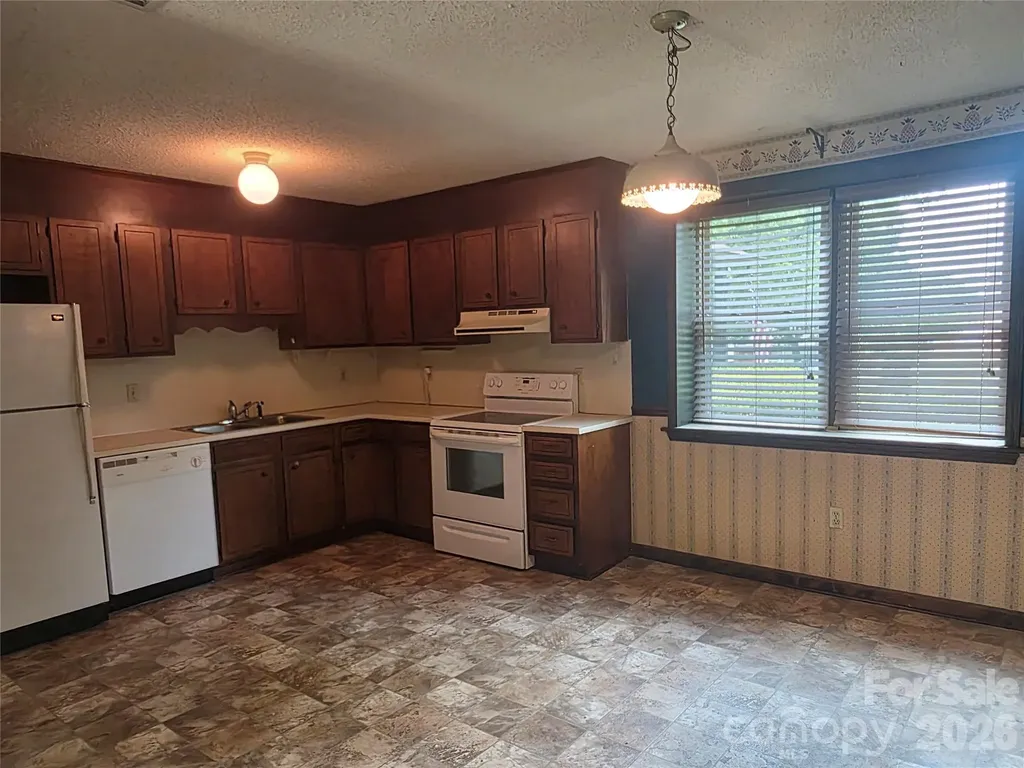 4028 Elizabeth Street Hickory NC 28601