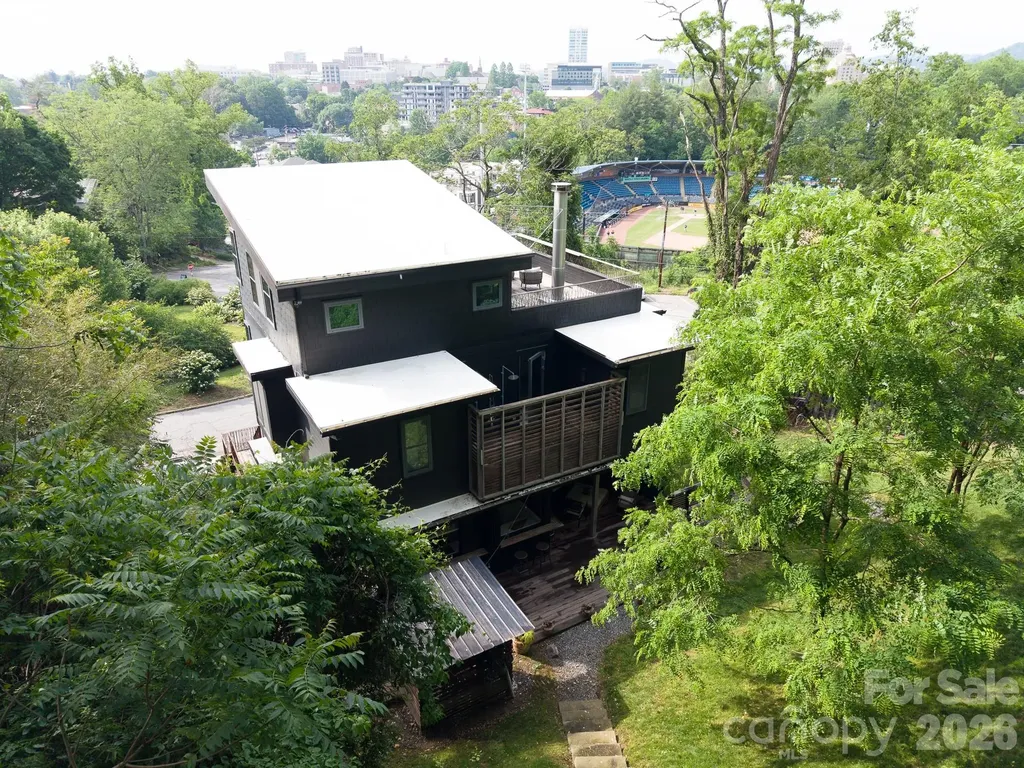 53 Buchanan Place Asheville NC 28801