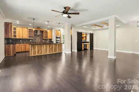 168 Triple Fairways Drive Hendersonville NC 28739