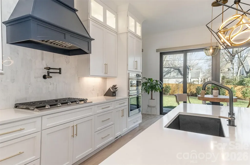 439 Melbourne Court Charlotte NC 28209