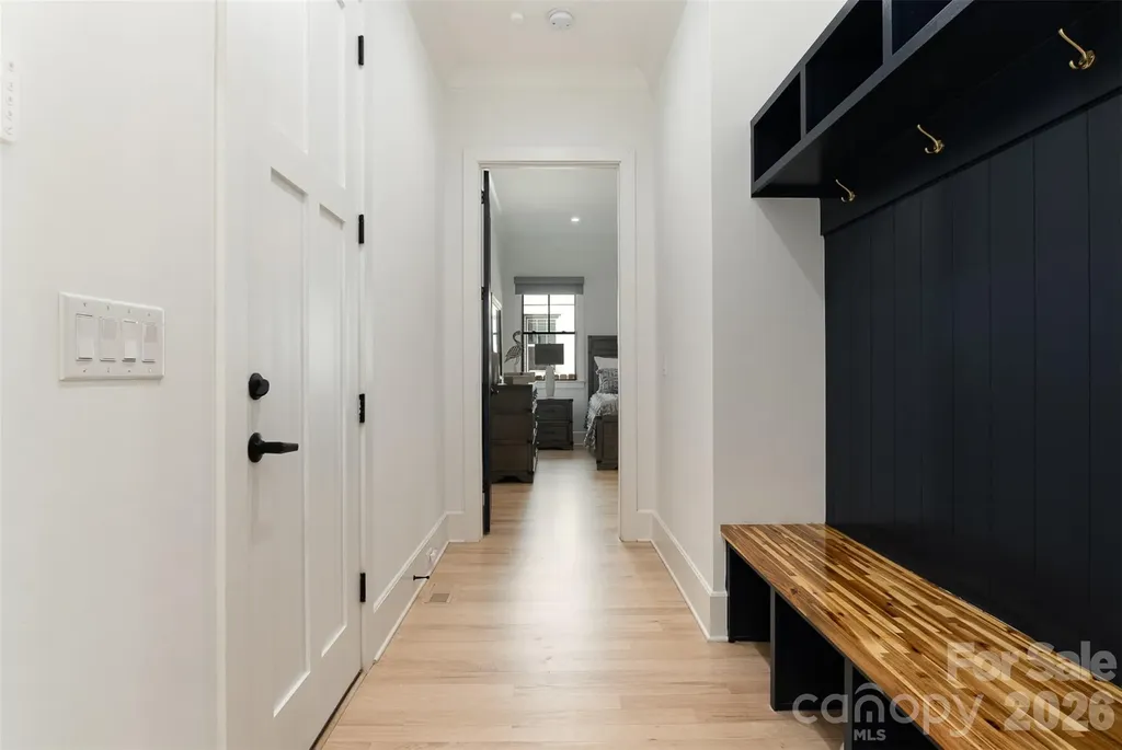 439 Melbourne Court Charlotte NC 28209