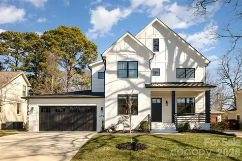 439 Melbourne Court Charlotte NC 28209