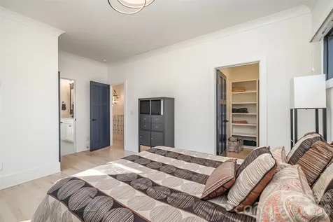 439 Melbourne Court Charlotte NC 28209