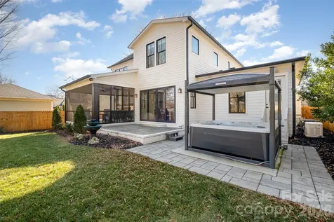 439 Melbourne Court Charlotte NC 28209