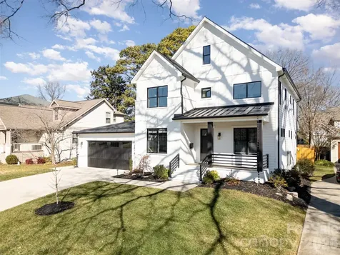439 Melbourne Court Charlotte NC 28209