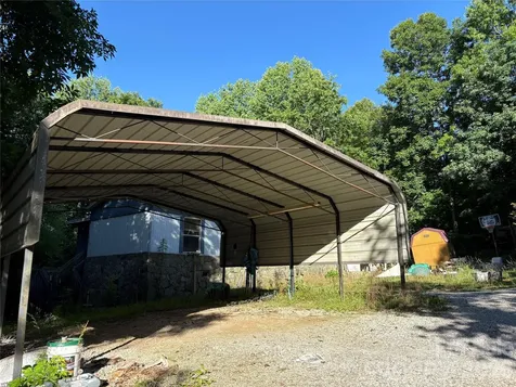133 Oakwell Drive Marion NC 28752