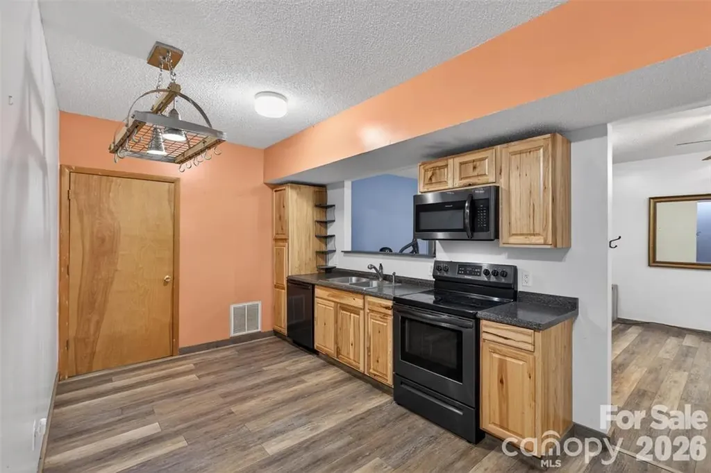 66 Misery Ridge Trail Mill Spring NC 28756