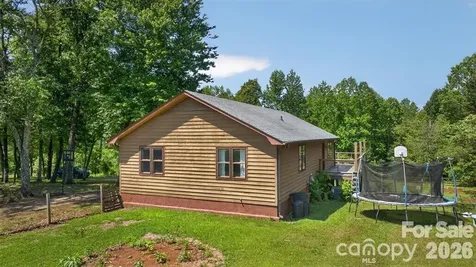66 Misery Ridge Mill Spring NC 28756