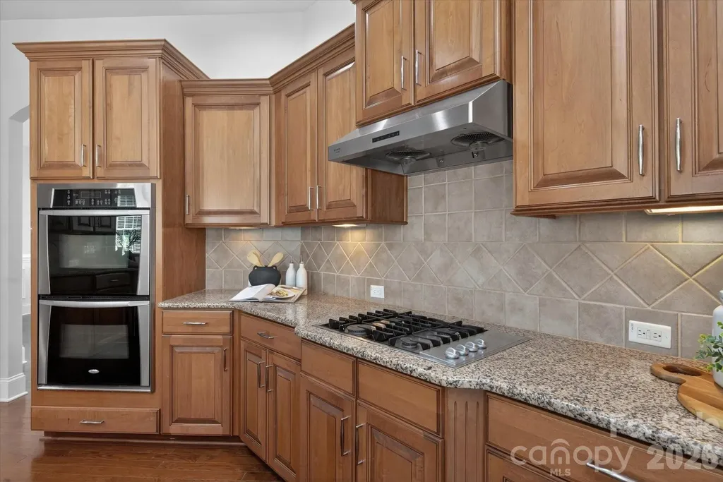 6507 Springs Mill Road Charlotte NC 28277