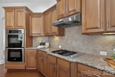 6507 Springs Mill Road Charlotte NC 28277