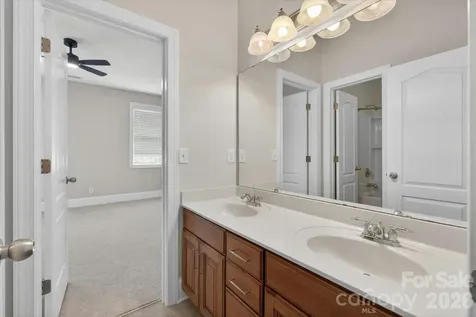 6507 Springs Mill Road Charlotte NC 28277