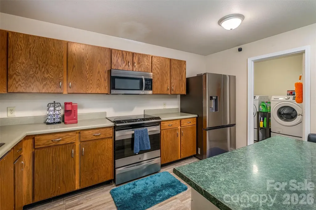 7343 Fox Point Drive Charlotte NC 28269