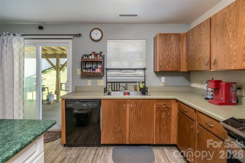 7343 Fox Point Drive Charlotte NC 28269