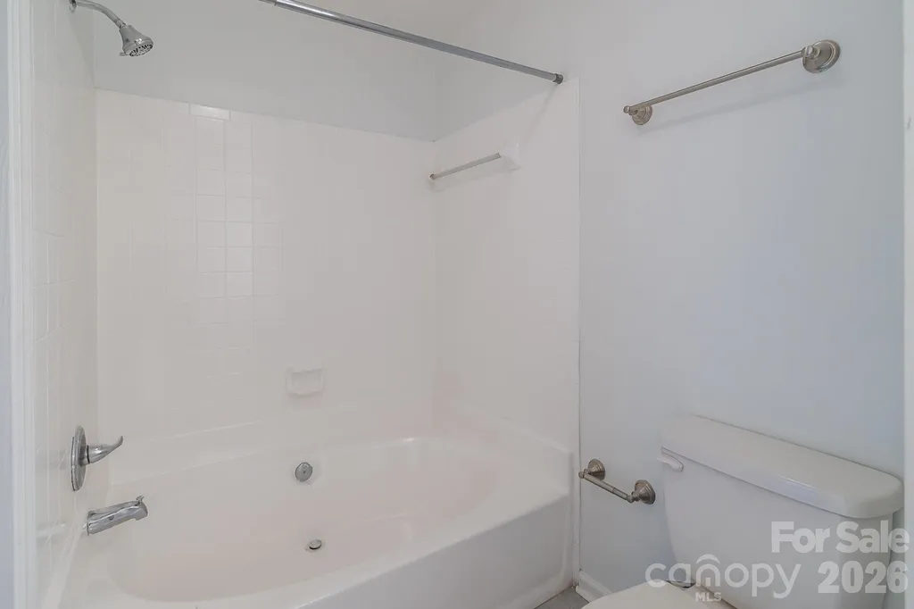 8216 Cedar Glen Drive Charlotte NC 28212