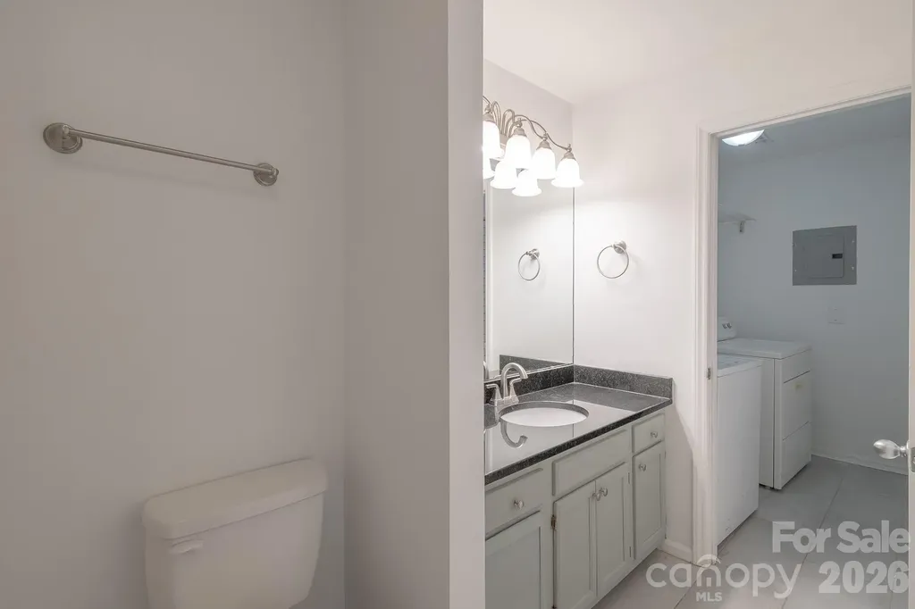 8216 Cedar Glen Drive Charlotte NC 28212