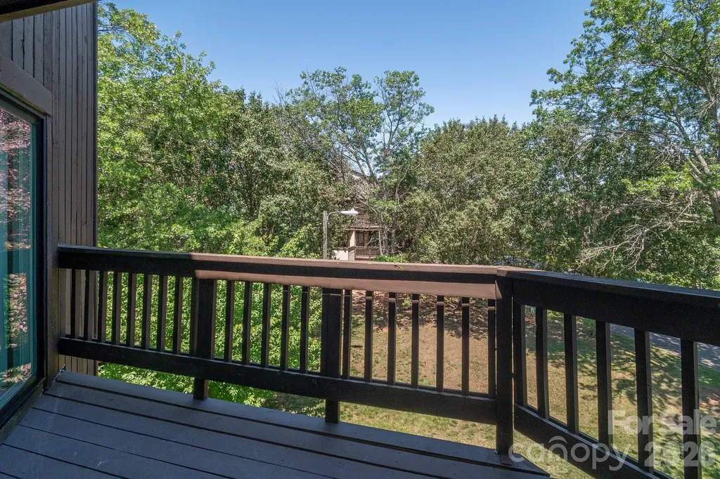 8216 Cedar Glen Drive Charlotte NC 28212