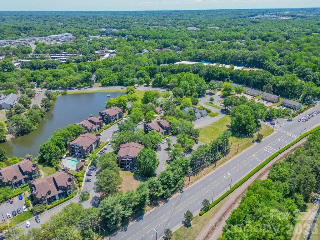 8216 Cedar Glen Drive Charlotte NC 28212