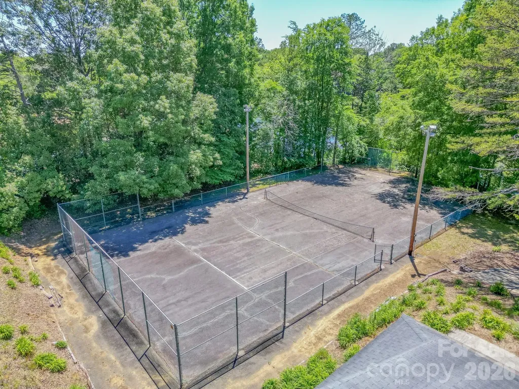 8216 Cedar Glen Drive Charlotte NC 28212
