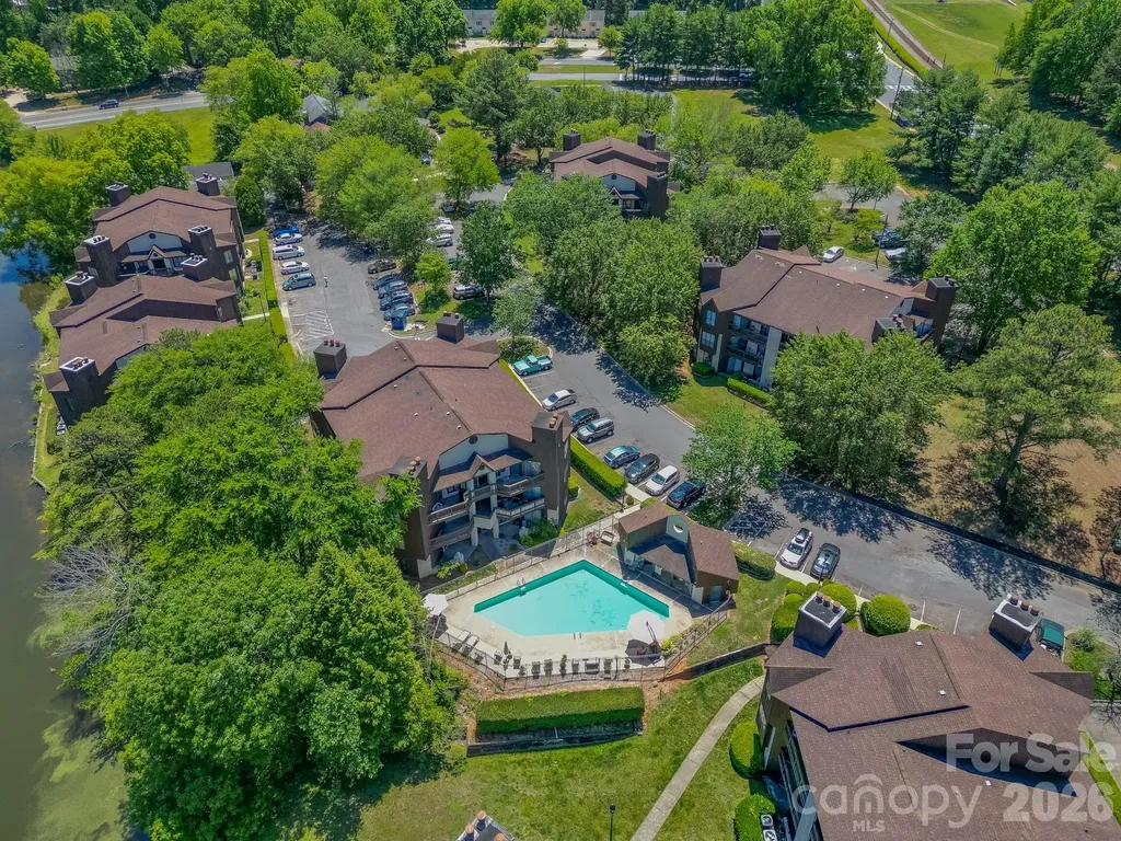 8216 Cedar Glen Drive Charlotte NC 28212