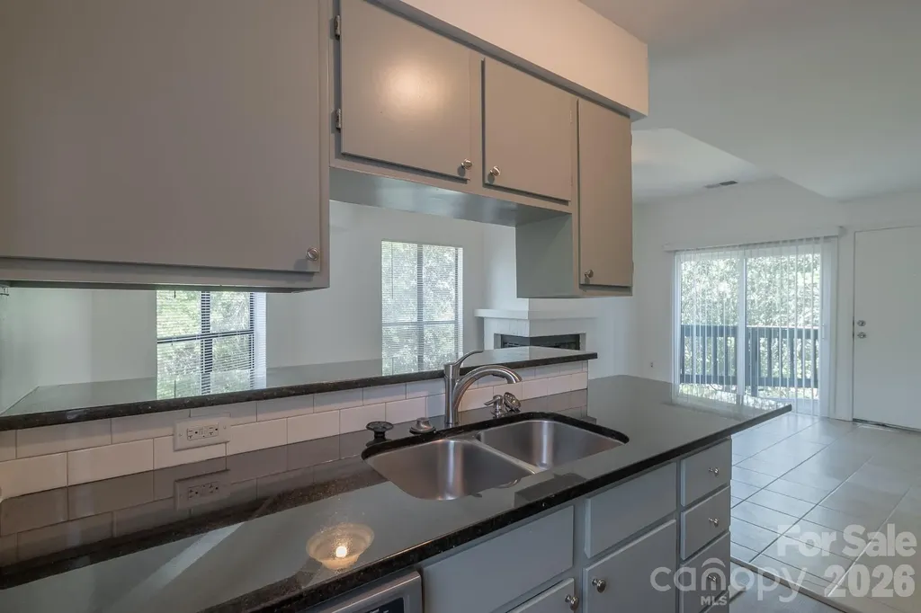 8216 Cedar Glen Drive Charlotte NC 28212