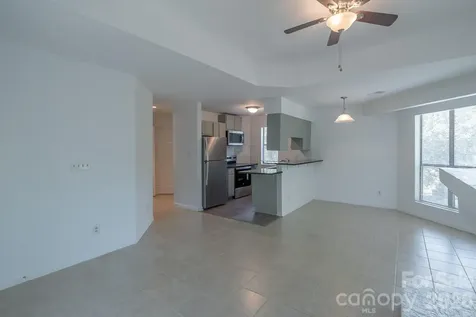 8216 Cedar Glen Drive Charlotte NC 28212