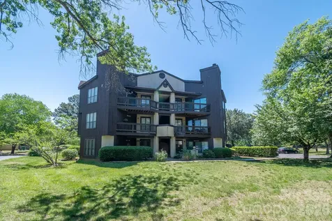 8216 Cedar Glen Drive Charlotte NC 28212
