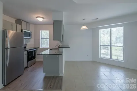 8216 Cedar Glen Drive Charlotte NC 28212