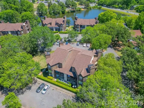 8216 Cedar Glen Drive Charlotte NC 28212