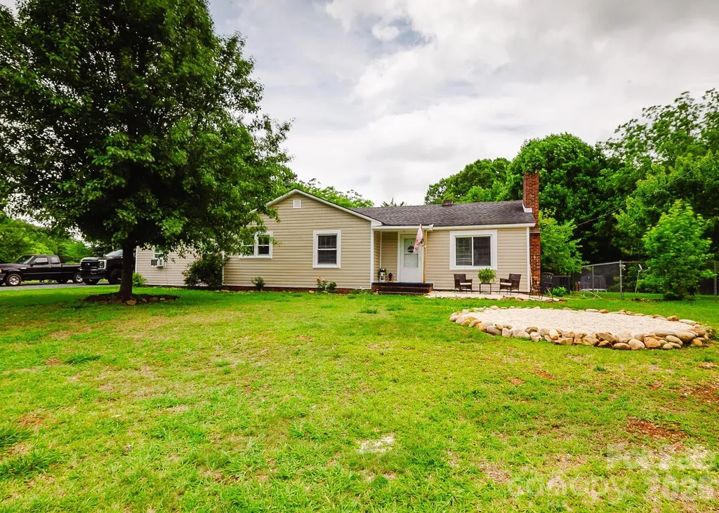 12536 Winfield Road Norwood NC 28128