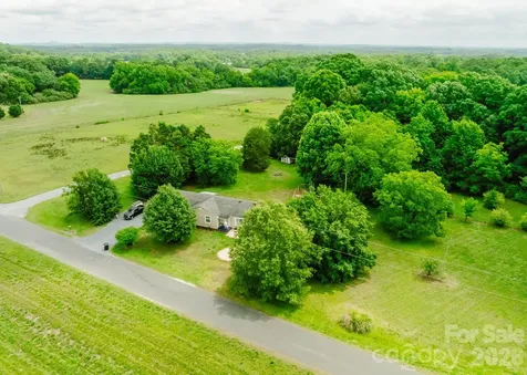 12536 Winfield Road Norwood NC 28128