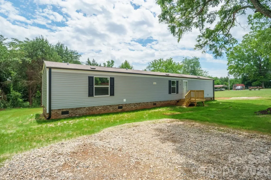 5101 Flay Road Lincolnton NC 28092