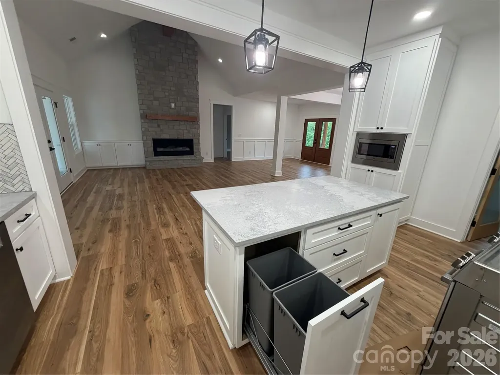 1265 Misty Lane Hickory NC 28601