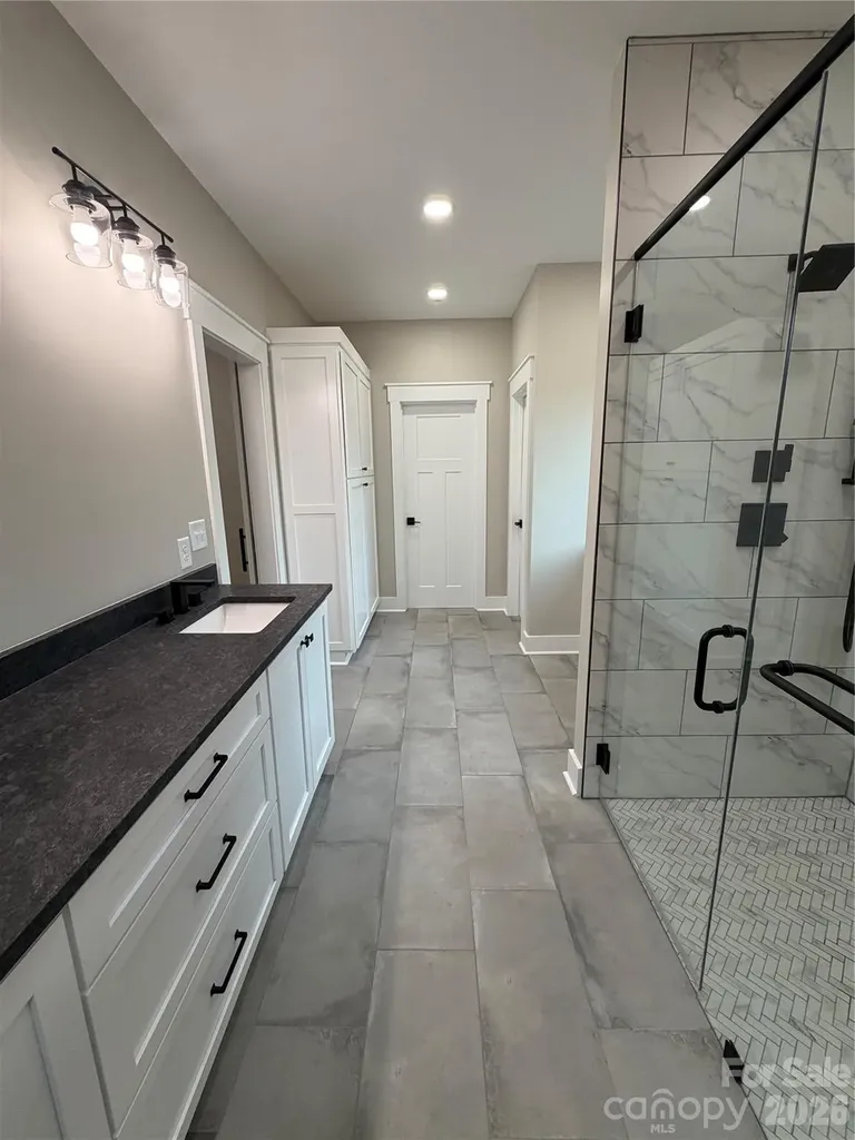 1265 Misty Lane Hickory NC 28601