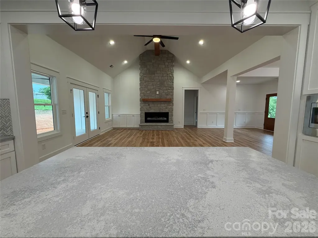 1265 Misty Lane Hickory NC 28601