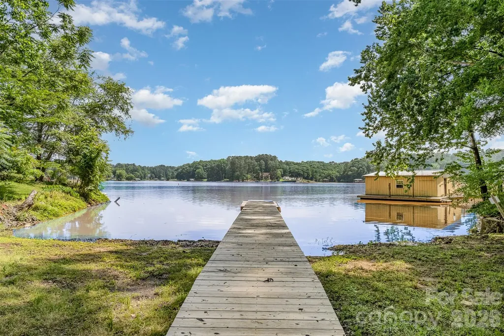 2845 Lakefront Drive Belmont NC 28012