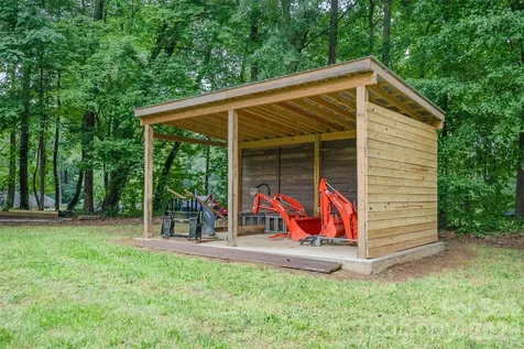 2845 Lakefront Drive Belmont NC 28012